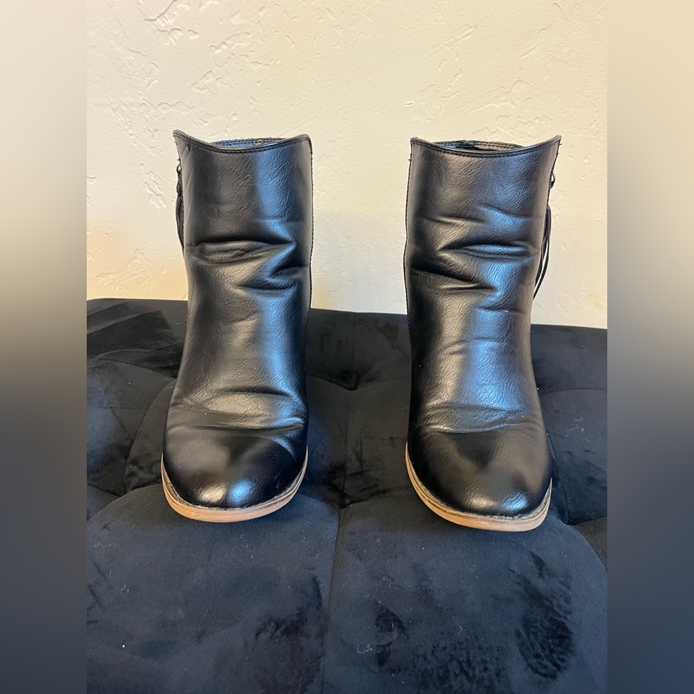 Nine West Women’s Ankle Boot